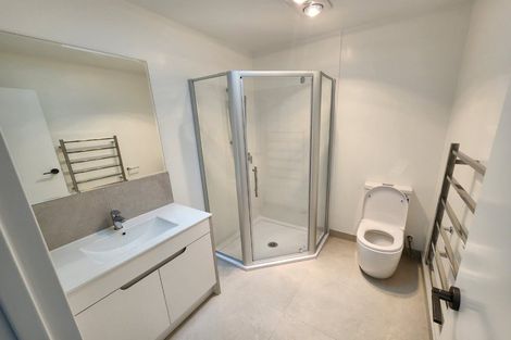 Photo of property in 4/8 Short Street, Papakura, 2110