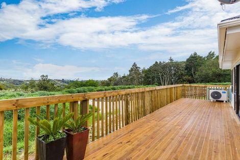 Photo of property in 525 Whitford Road, Whitford, Howick, 2571