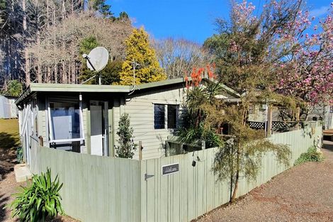 Photo of property in 14 Yelash Road, Massey, Auckland, 0614