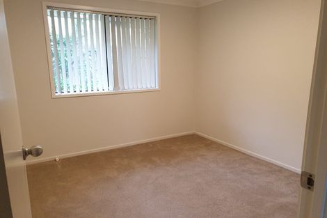 Photo of property in 3 Northcross Drive, Oteha, Auckland, 0632