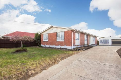 Photo of property in 39 Sandown Crescent, Aranui, Christchurch, 8061