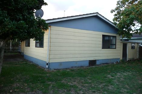 Photo of property in 2/10 Burundi Avenue, Clendon Park, Auckland, 2103