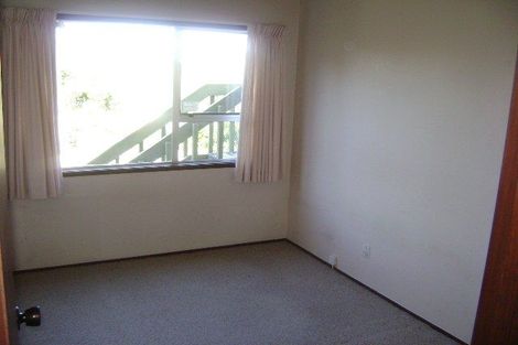 Photo of property in 2/3 Northwick Place, Hillcrest, Auckland, 0627