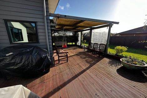 Photo of property in 24 Cleveland Heights, Kelvin Grove, Palmerston North, 4414
