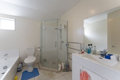 Photo of property in 94a Packe Street, Edgeware, Christchurch, 8013