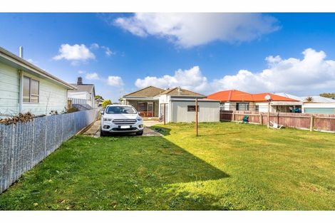 Photo of property in 235 Princes Street, Strathern, Invercargill, 9812