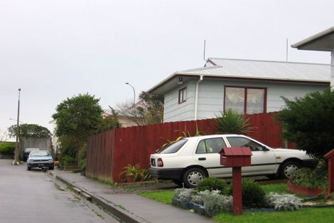 Photo of property in 17a Dahlstrom Grove, Kelvin Grove, Palmerston North, 4414