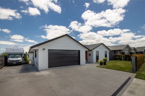 Photo of property in 53 Jarrett Terrace, Leamington, Cambridge, 3432