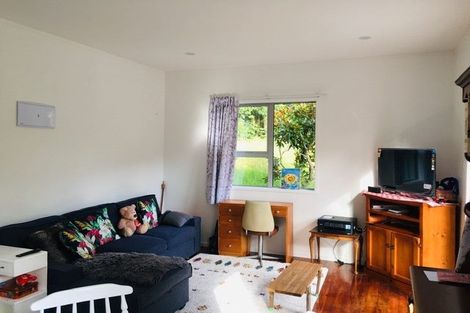 Photo of property in 37 Western Road, Laingholm, Auckland, 0604