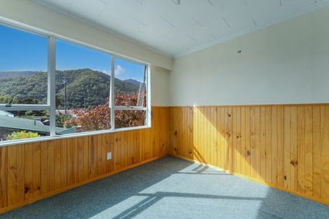 Photo of property in 51a Kent Street, Picton, 7220