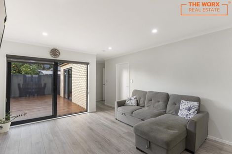 Photo of property in 3a Dewhurst Place, Favona, Auckland, 2024