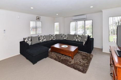 Photo of property in 48 Foxlaw Street, Randwick Park, Auckland, 2105