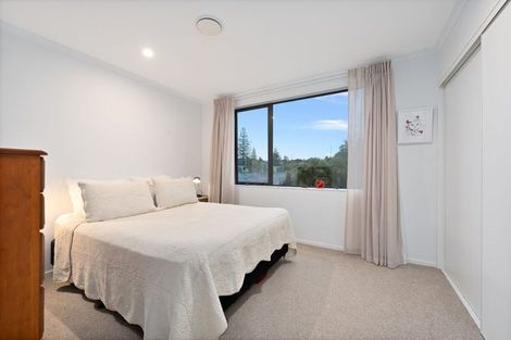 Photo of property in 1/18 Titoki Street, Te Atatu Peninsula, Auckland, 0610