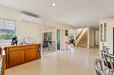 Photo of property in 15 Bermuda Place, One Tree Point, 0118