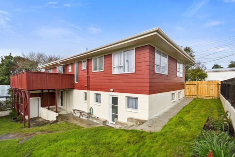 Photo of property in 17 Woodvale Road, Glen Eden, Auckland, 0602