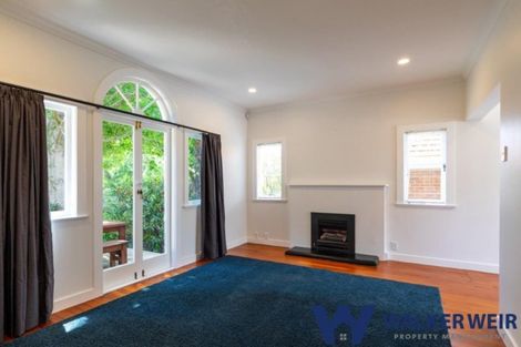 Photo of property in 209 Campbell Road, Greenlane, Auckland, 1061