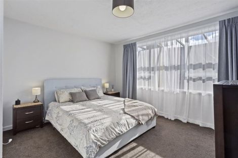 Photo of property in 10 Phoenix Lane, Northcote, Christchurch, 8052
