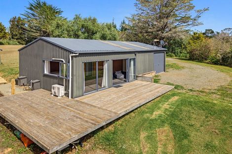 Photo of property in 17 Oruawharo Road, Topuni, Wellsford, 0975