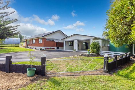 Photo of property in 4 Berkers Road, Ngahinapouri, Hamilton, 3290
