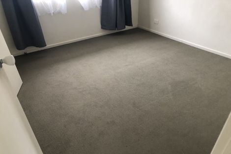 Photo of property in 8 Don Buck Road, Massey, Auckland, 0614