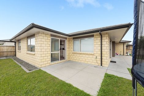 Photo of property in 6 Teachers Court, Papamoa Beach, Papamoa, 3118