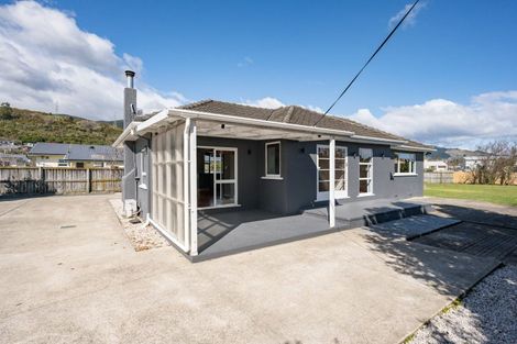 Photo of property in 15 Palm Avenue, Stoke, Nelson, 7011