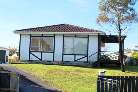 Photo of property in 11 Cranmere Crescent, Mangere East, Auckland, 2024