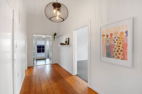 Photo of property in 537 Ferguson Street, Palmerston North, 4410