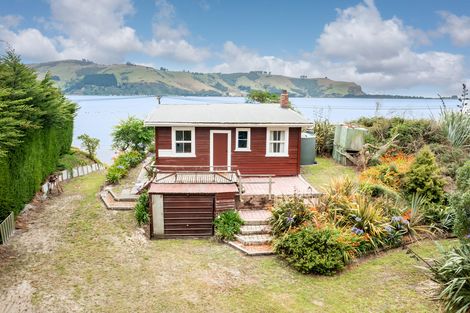 Photo of property in 62 Otakou Golf Course Road, Otakou, Dunedin, 9077