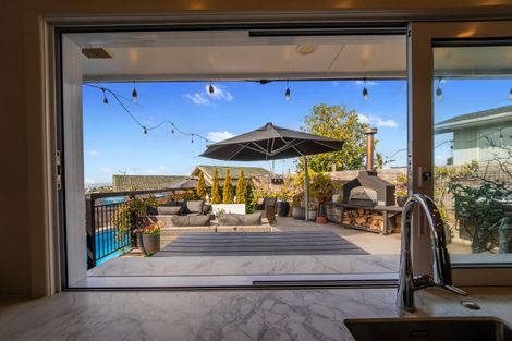 Photo of property in 81 Bleakhouse Road, Howick, Auckland, 2014