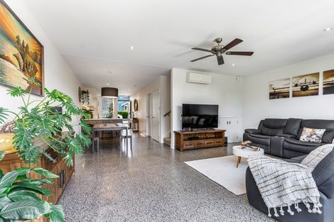 Photo of property in 12 Cochrane Road, Hobsonville, Auckland, 0616