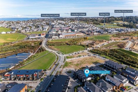 Photo of property in 63 Te Oneroa Way, Long Bay, Auckland, 0630