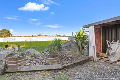 Photo of property in 24 Coates Street, Westport, 7825