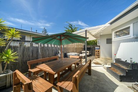 Photo of property in 84 Apollo Parade, Milson, Palmerston North, 4414