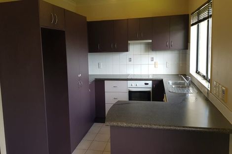 Photo of property in 26 Carisbrook Crescent, Papakura, 2110