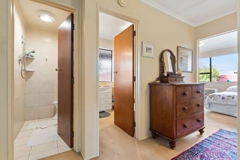 Photo of property in 74 Park Road, Carterton, 5713