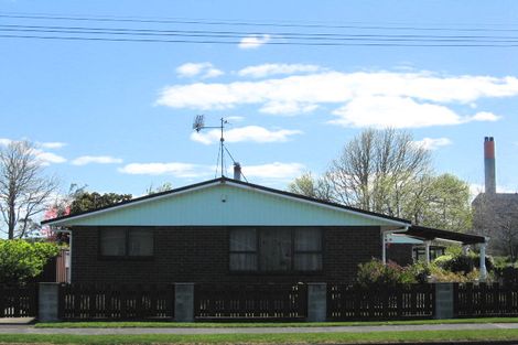 Photo of property in 83 Hakanoa Street, Huntly, 3700