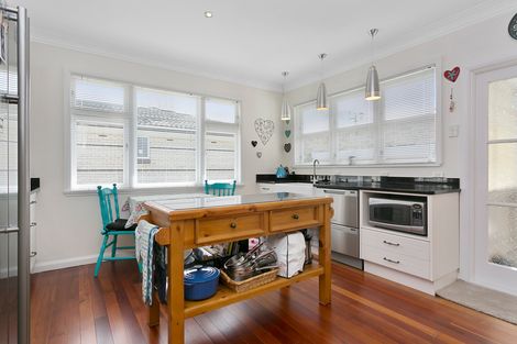 Photo of property in 168 Victoria Street, Cambridge, 3434