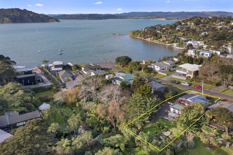 Photo of property in 44 Lorenzen Bay Road, Raglan, 3225