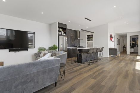 Photo of property in 9 Washingtonia Way, Omokoroa, 3114