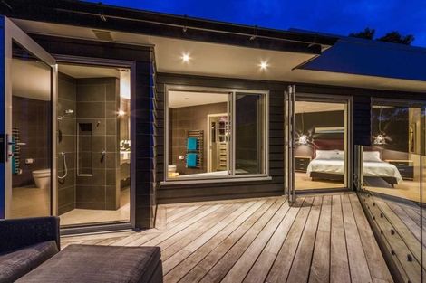 Photo of property in 1/50 Whitby Crescent, Mairangi Bay, Auckland, 0630