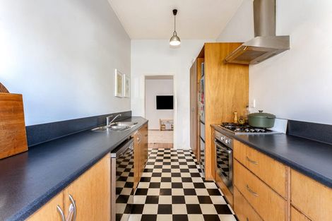 Photo of property in 3 Waikato Street, Island Bay, Wellington, 6023