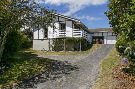 Photo of property in 18 Invergarry Road, Hilltop, Taupo, 3330