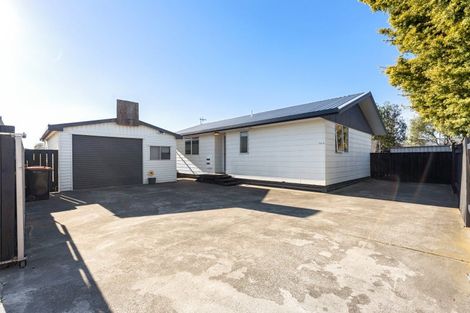 Photo of property in 124b Roberts Line, Kelvin Grove, Palmerston North, 4414