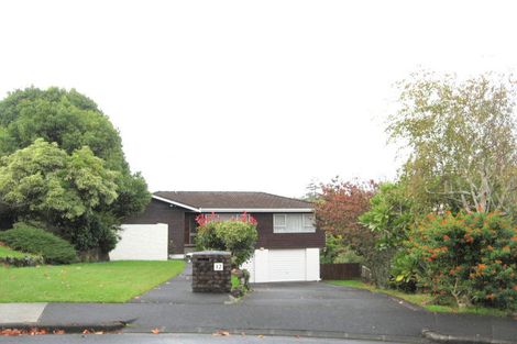 Photo of property in 12 Hartles Place, Mellons Bay, Auckland, 2014