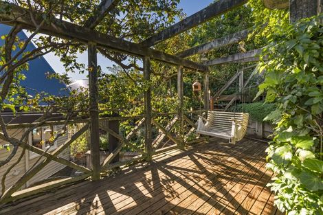 Photo of property in 35 Townsend Road, Miramar, Wellington, 6022