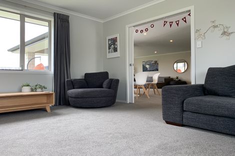 Photo of property in 19 Oak Ridge Drive, Te Awamutu, 3800