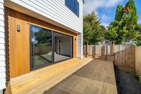 Photo of property in 1/1 Helvetia Grove, Naenae, Lower Hutt, 5011