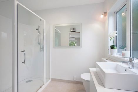 Photo of property in 132 Major Hornbrook Road, Mount Pleasant, Christchurch, 8081