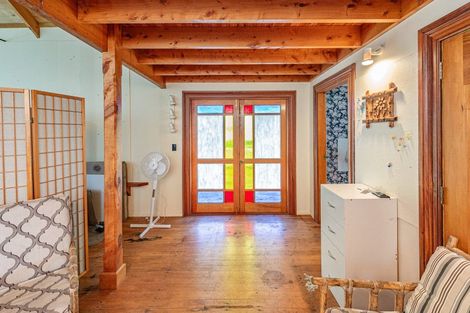 Photo of property in 218 Parahaki Road, Waverley, 4591